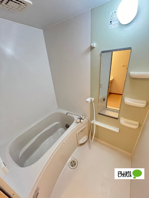 バス・シャワールーム　同一タイプ