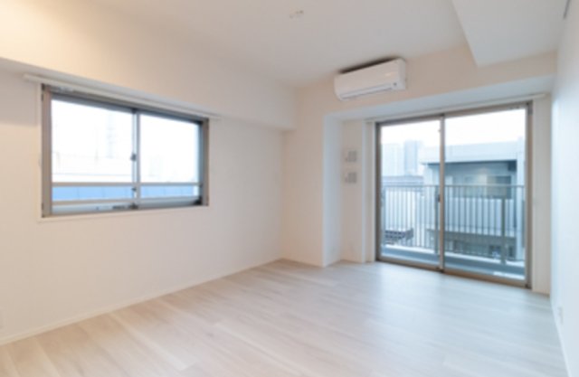 居室・リビング　☆明るい居間☆