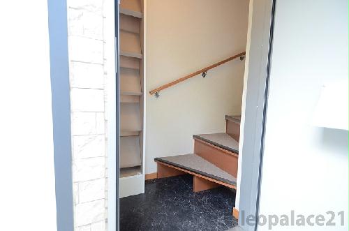 玄関　設備・使用は号室により異なる為、現況を優先致します。