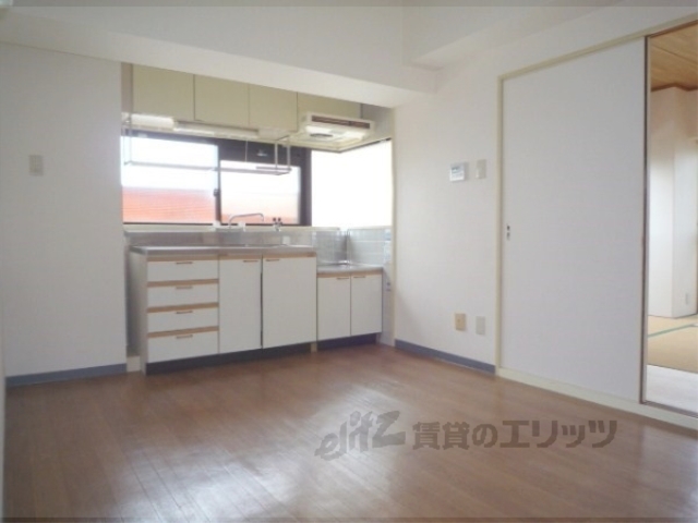 居室・リビング　リビング