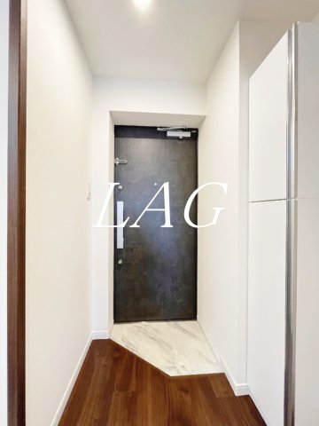 玄関　玄関です。