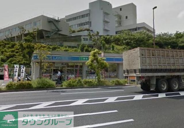 コンビニ　★★ローソン（コンビニ）まで390m