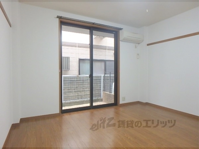 居室・リビング　洋室