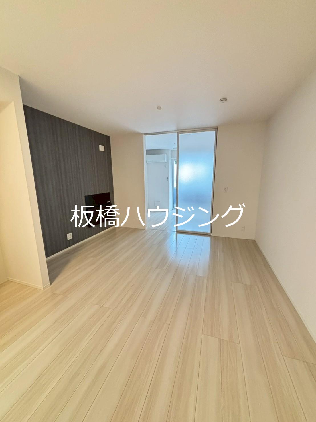 居室・リビング　反転同タイプ