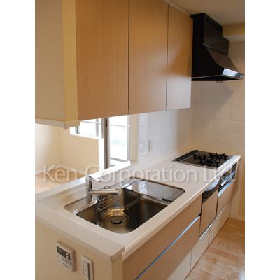 キッチン　同タイプ25階のお部屋を撮影。仕様が異なることがあります。