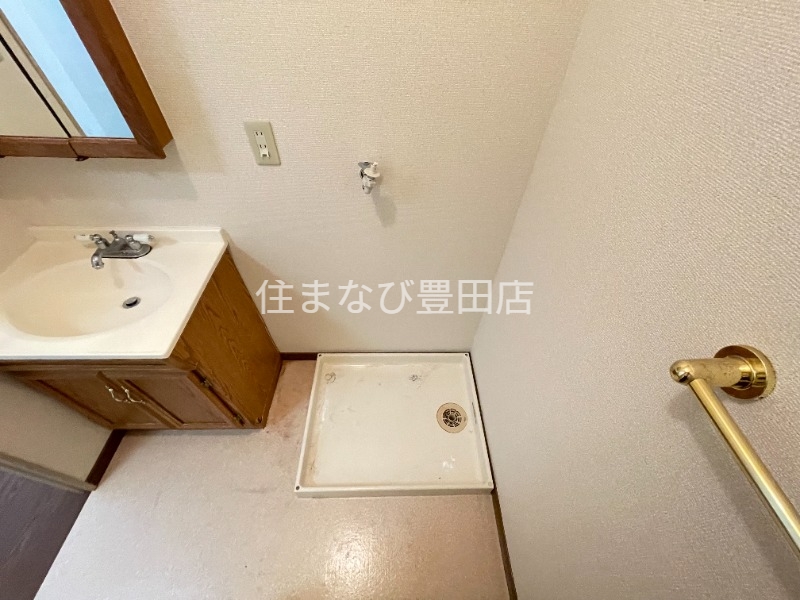その他設備　同型別部屋写真（反転）