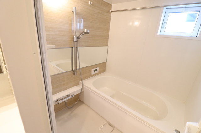 バス・シャワールーム　浴室　３０３