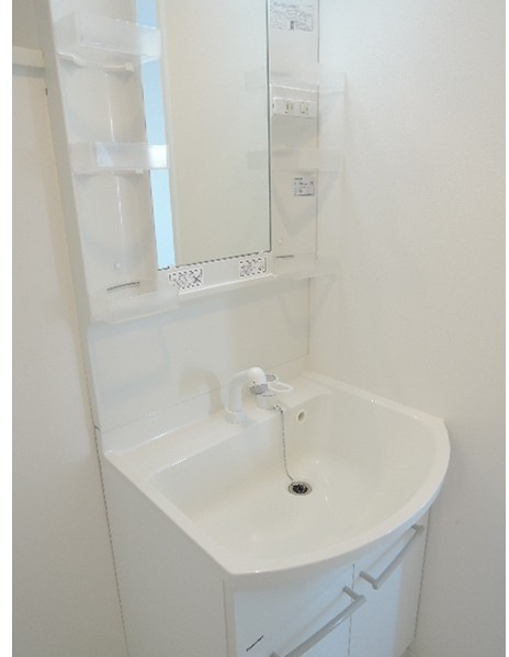 洗面設備　身支度に便利な洗面台♪