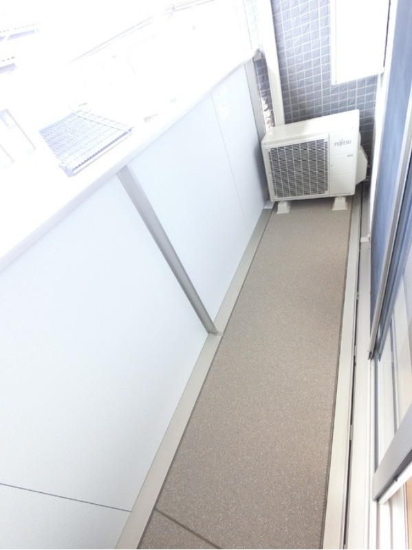 バルコニー　図面と現状に相違がある場合には現状を優先