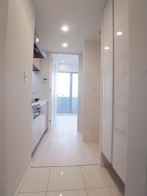 玄関　お部屋探しは株式会社　タウンハウジング　までお気軽にお問合…