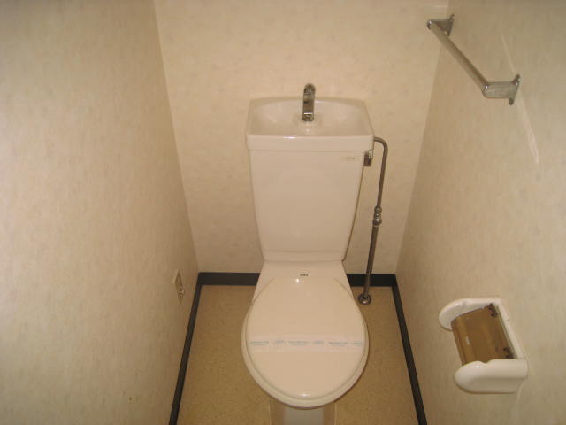 トイレ　※現況を優先させていただきます。