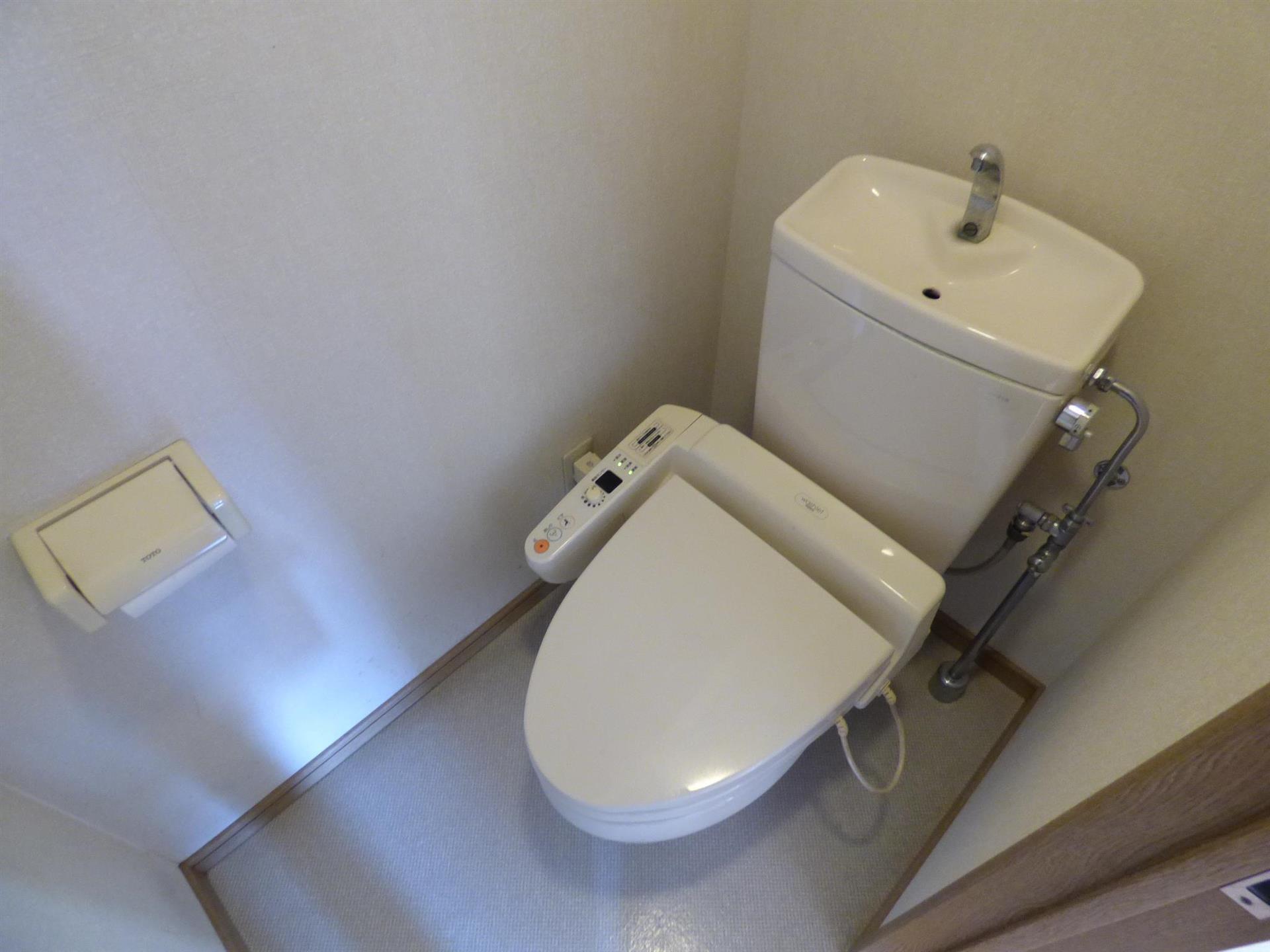 トイレ　トイレ