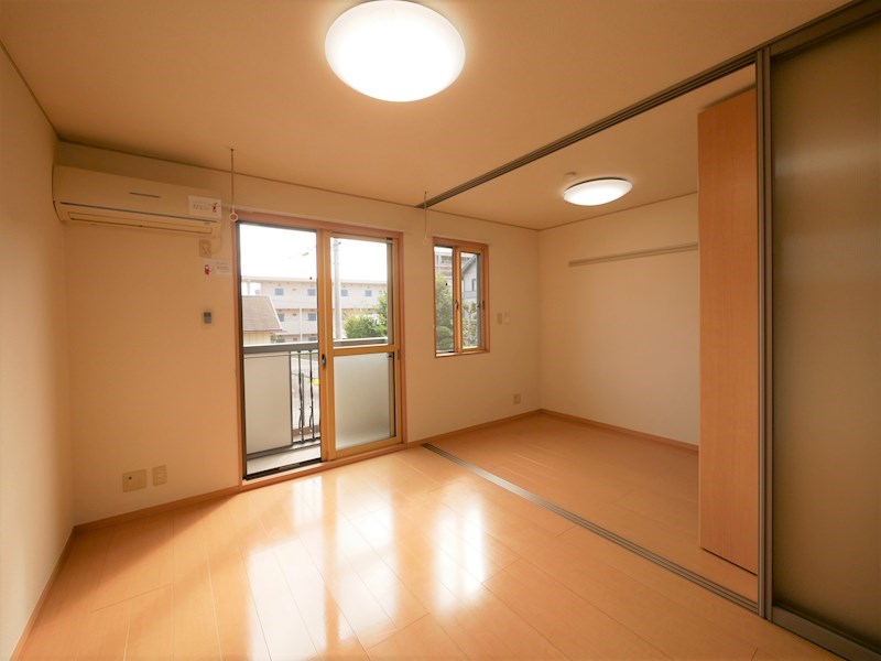 居室・リビング　10帖