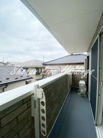 バルコニー　開放的なバルコニー