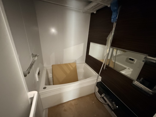 バス・シャワールーム　※他部屋参考写真