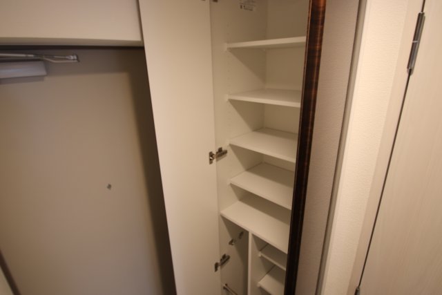 収納　※別号室の参考写真、現況優先※