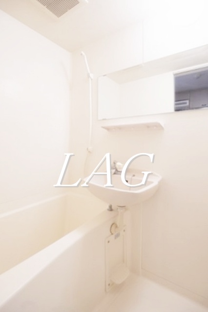 バス・シャワールーム　お風呂です。