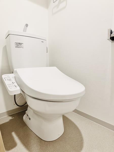 トイレ　清潔感のあるトイレです