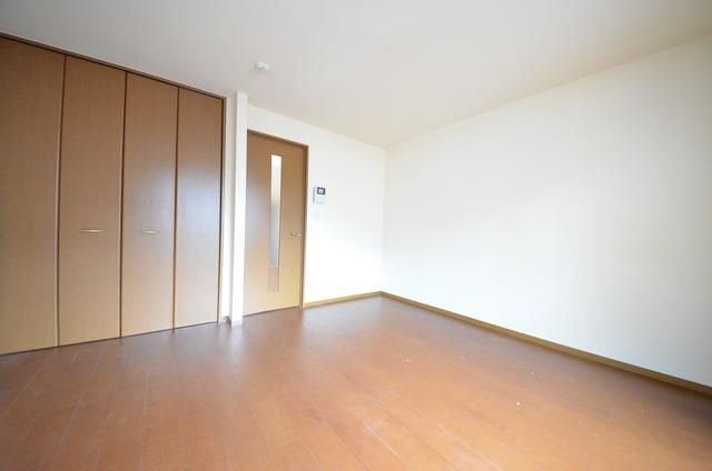 居室・リビング　☆お部屋も広くてレイアウトも自由自在☆