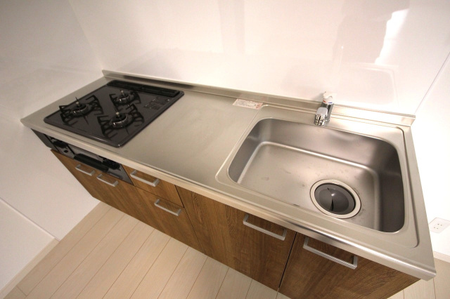 キッチン　3口ガスコンロ