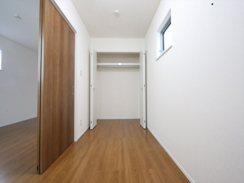 その他部屋・スペース　洋室4.1帖　クローゼット付（収納充実してます）