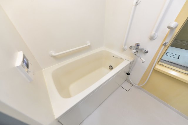 バス・シャワールーム　追焚バス