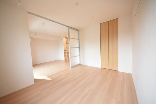 居室・リビング　★6帖の洋室です★