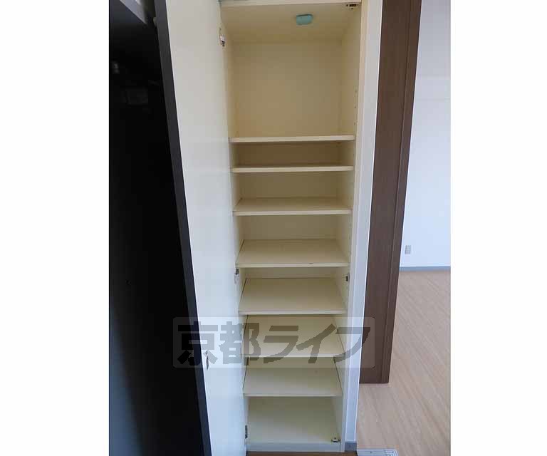 収納　シューズボックスです。