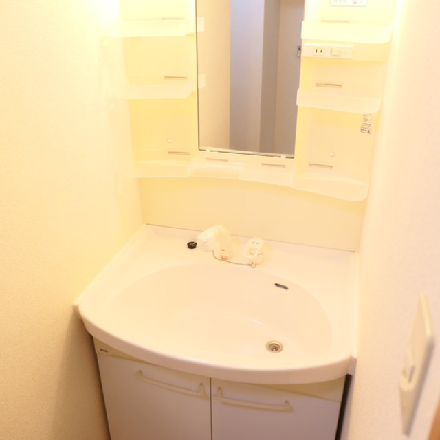 洗面設備　同仕様