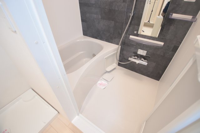バス・シャワールーム　※別室の参考写真の為、現況優先です。