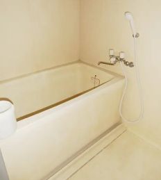 バス・シャワールーム　お風呂で日々の疲れを落としましょう