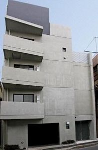 建物外観　コモランセカナヅカ