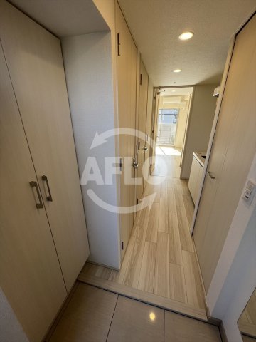 玄関　アドバンス大阪バレンシア　玄関