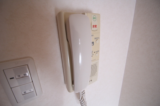 セキュリティ　※間取り反転、別部屋の写真です