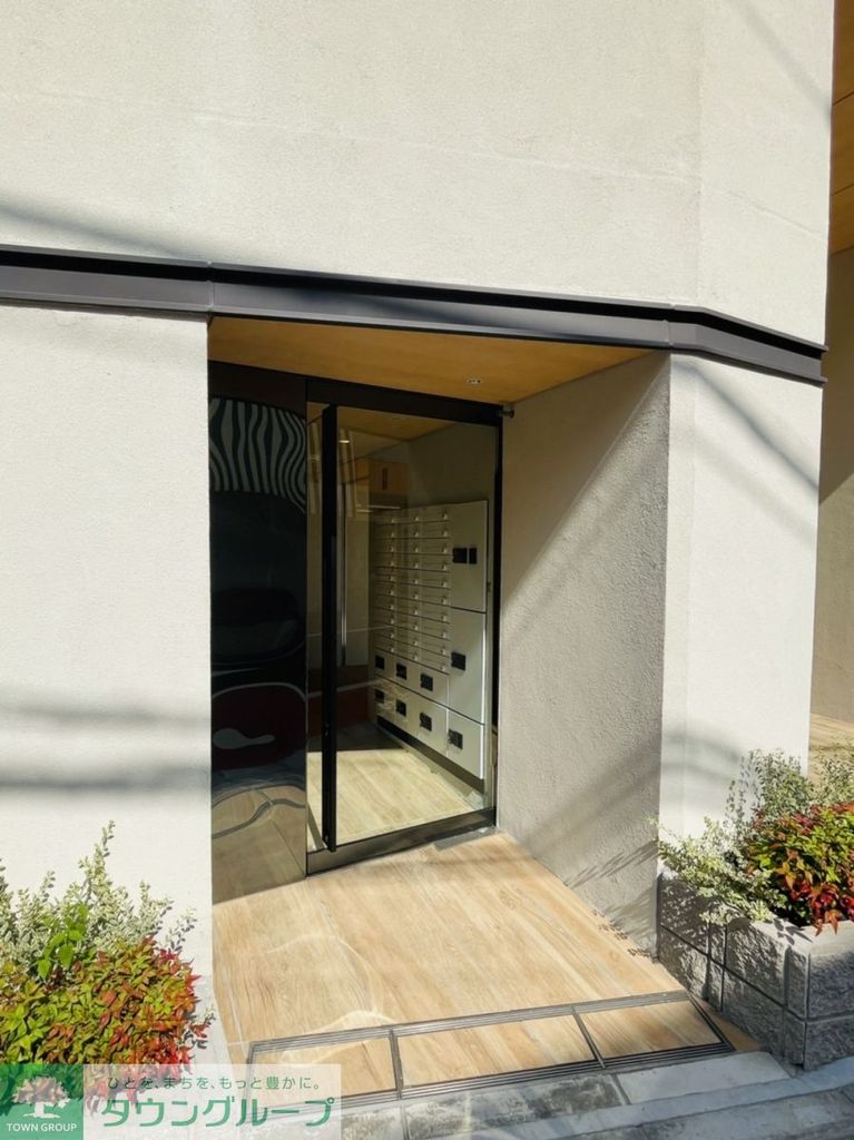 エントランス　庭