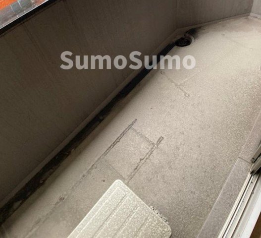 バルコニー　お洗濯にも便利なバルコニー付き