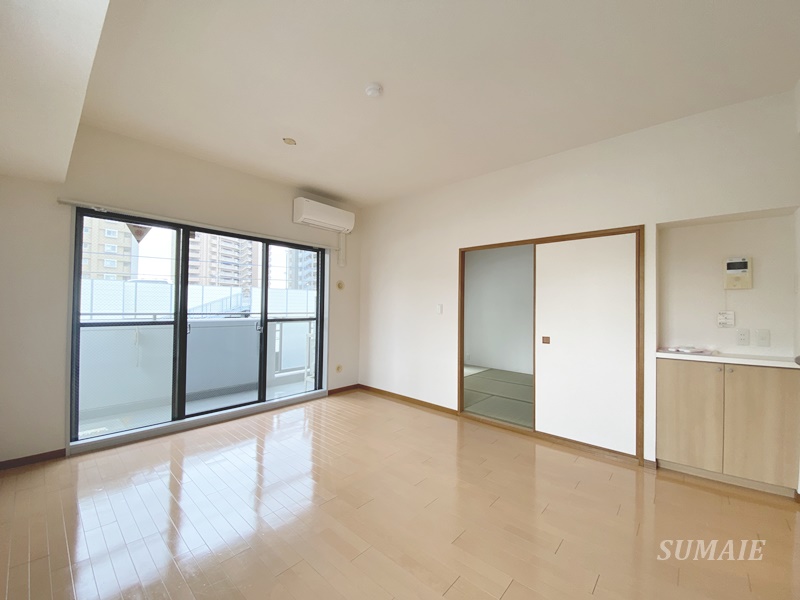 居室・リビング　10.9帖DK☆