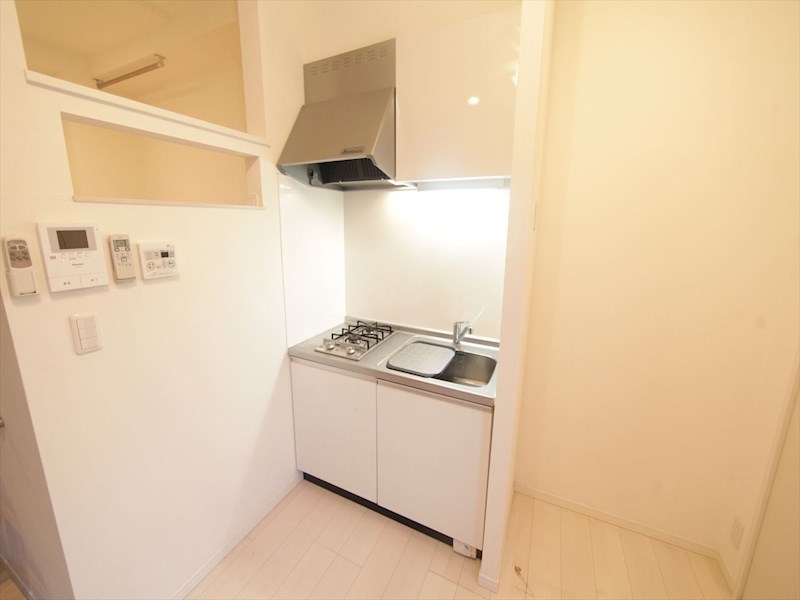 キッチン　システムキッチン（ガス2口コンロ付）