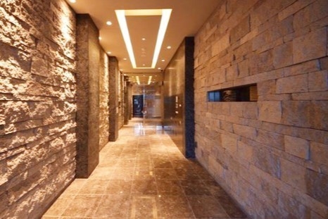 ロビー　弊社は都内全域の物件をご紹介可能です！