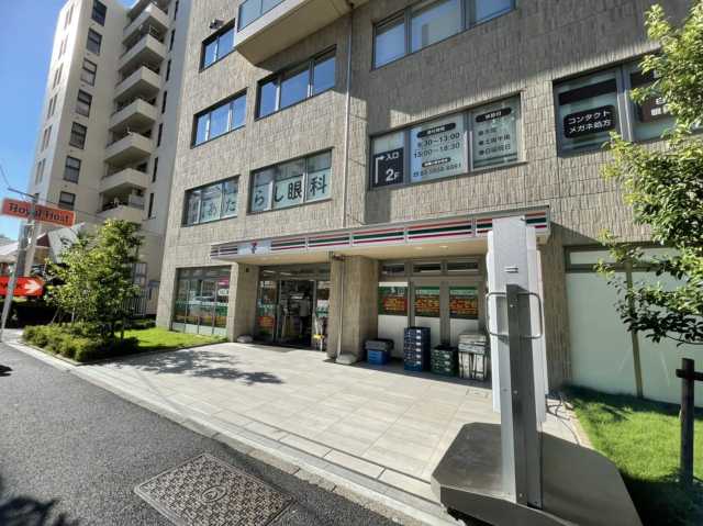 コンビニ　セブン－イレブン江東西大島駅前店（コンビニ）まで960m