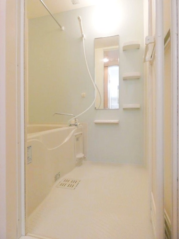 バス・シャワールーム　図面と現状に相違がある場合には現状を優先