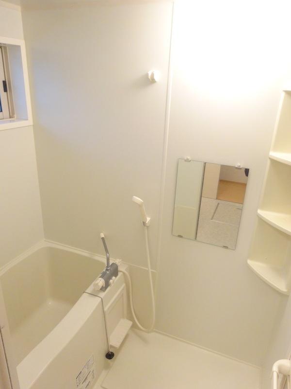 バス・シャワールーム　浴室（同タイプ）