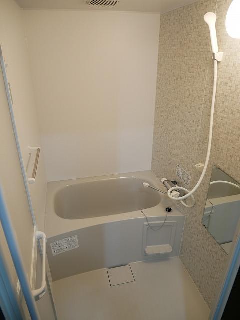 バス・シャワールーム　浴室