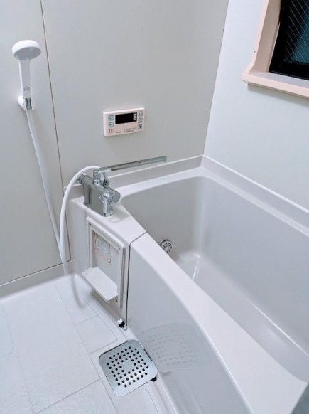 バス・シャワールーム　別室写真