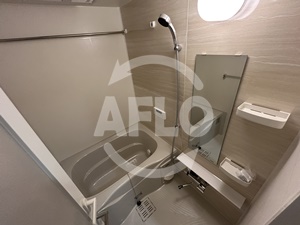 バス・シャワールーム　コンフォリア・リヴ京橋　浴室