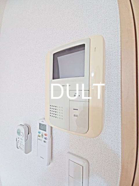 セキュリティ　モニター付きインターホンです。