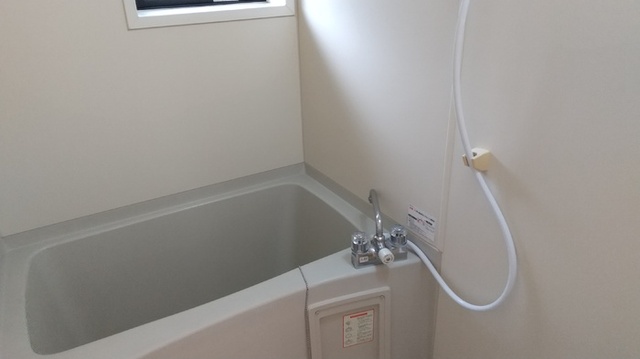 バス・シャワールーム　浴室