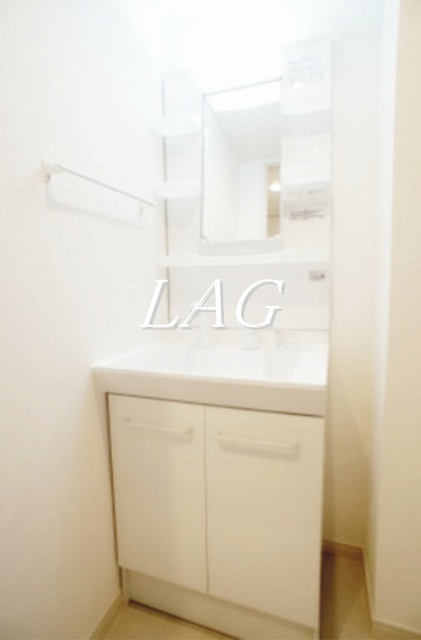洗面設備　洗面台です。
