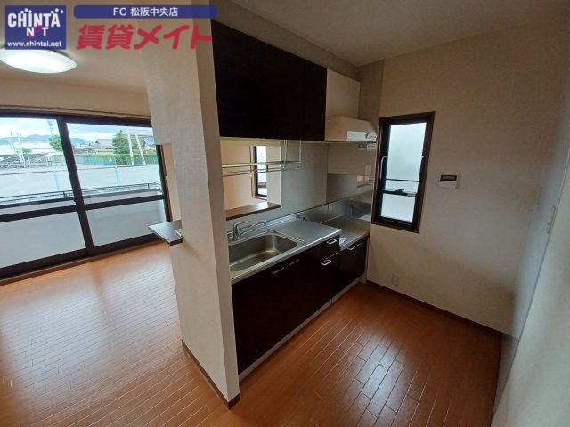 キッチン　同型参考写真