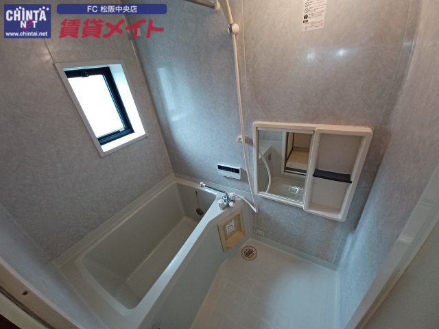 バス・シャワールーム　同型参考写真